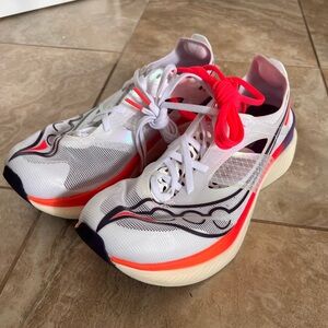 Men's Saucony Endorphin Elite